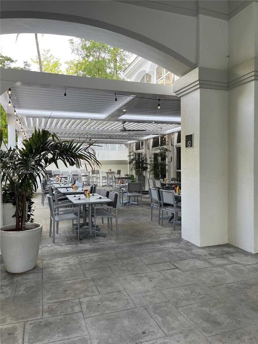 Small Image of 21205 NORTH EAST 37TH AVE #2204, Aventura Number 37