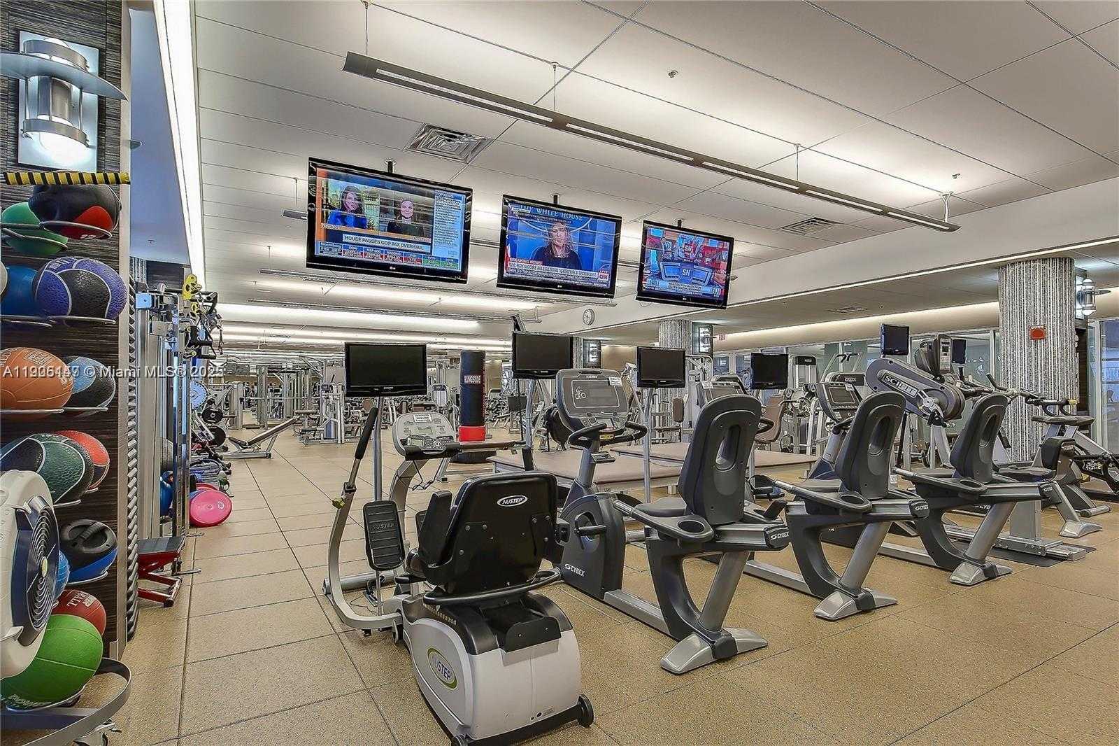 Small Image of 21205 NORTH EAST 37TH AVE #2204, Aventura Number 41