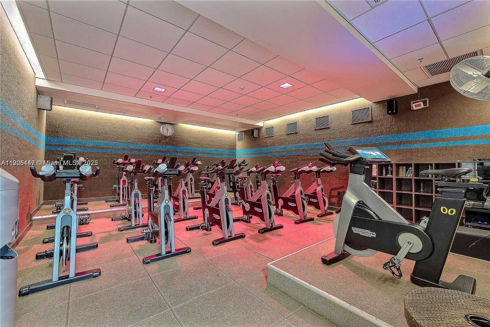 Small Image of 21205 NORTH EAST 37TH AVE #2204, Aventura Number 44