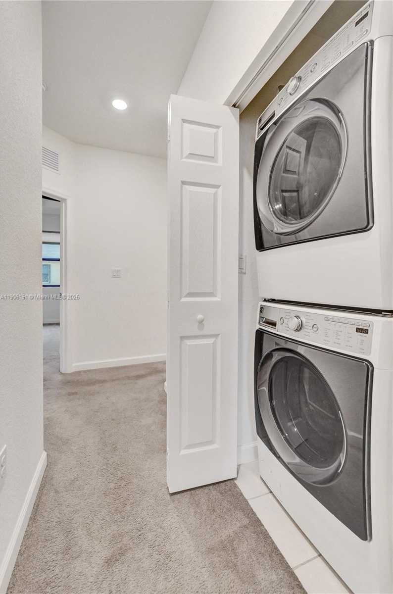 Small Image of 4679 BRUMBY TER, Davie Number 43