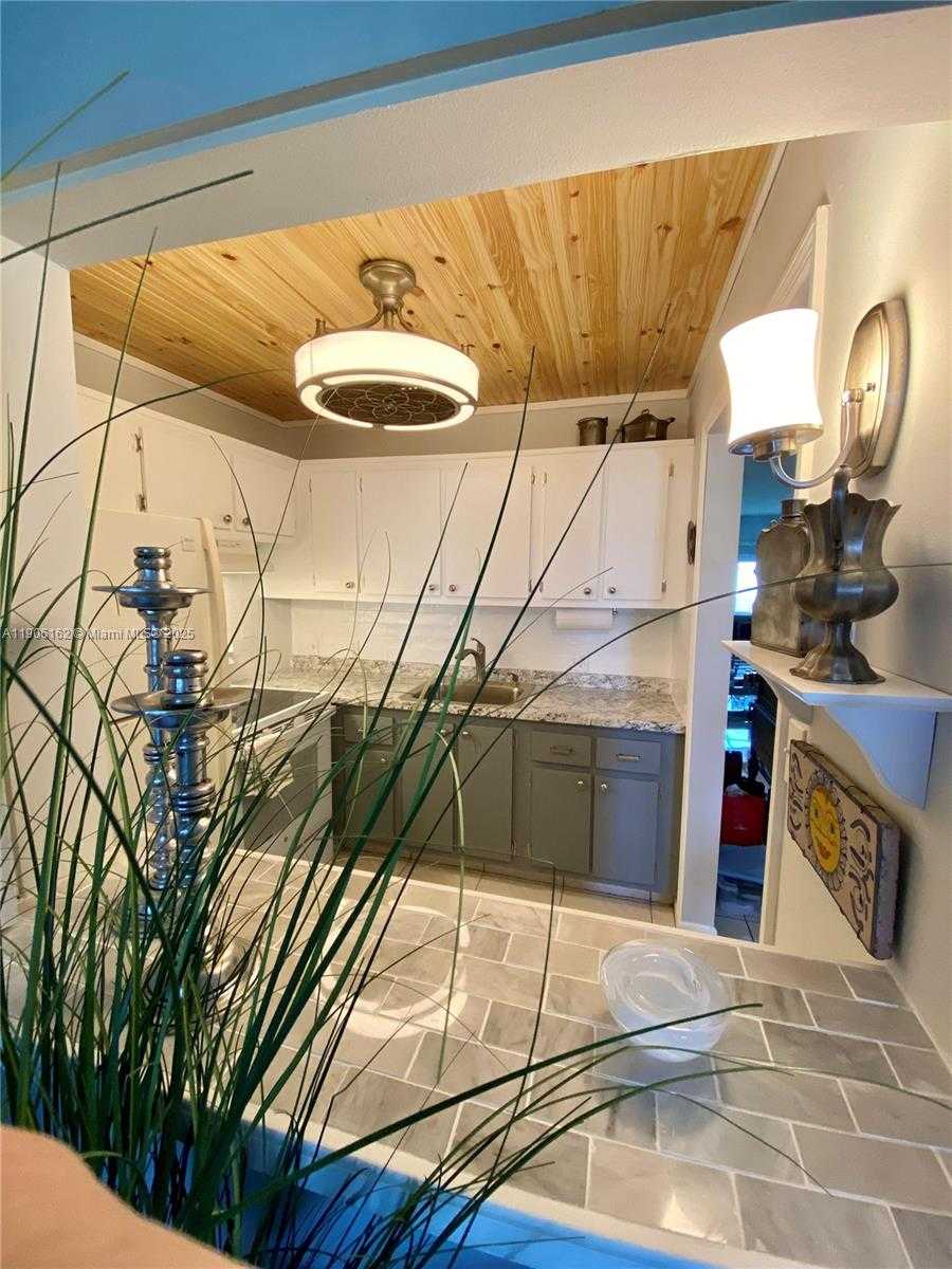 Small Image of 142 PRESTON D #142, Boca Raton Number 3