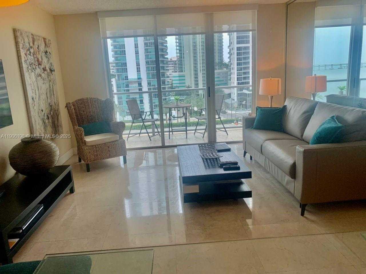Small Image of 1155 BRICKELL BAY DR #705, Miami Number 10
