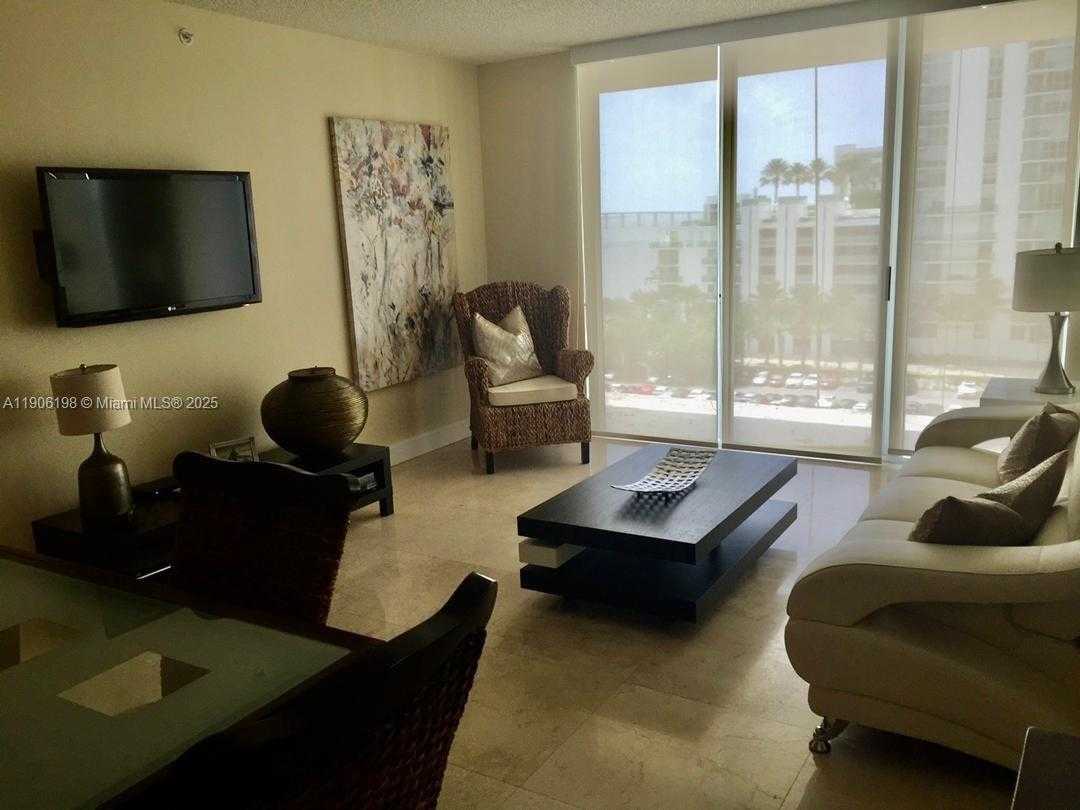 Small Image of 1155 BRICKELL BAY DR #705, Miami Number 16