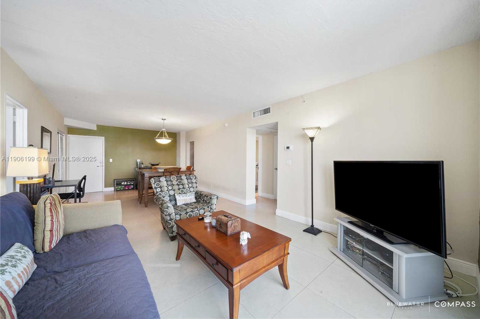 Small Image of 3000 SOUTH OCEAN DR #520, Hollywood Number 16