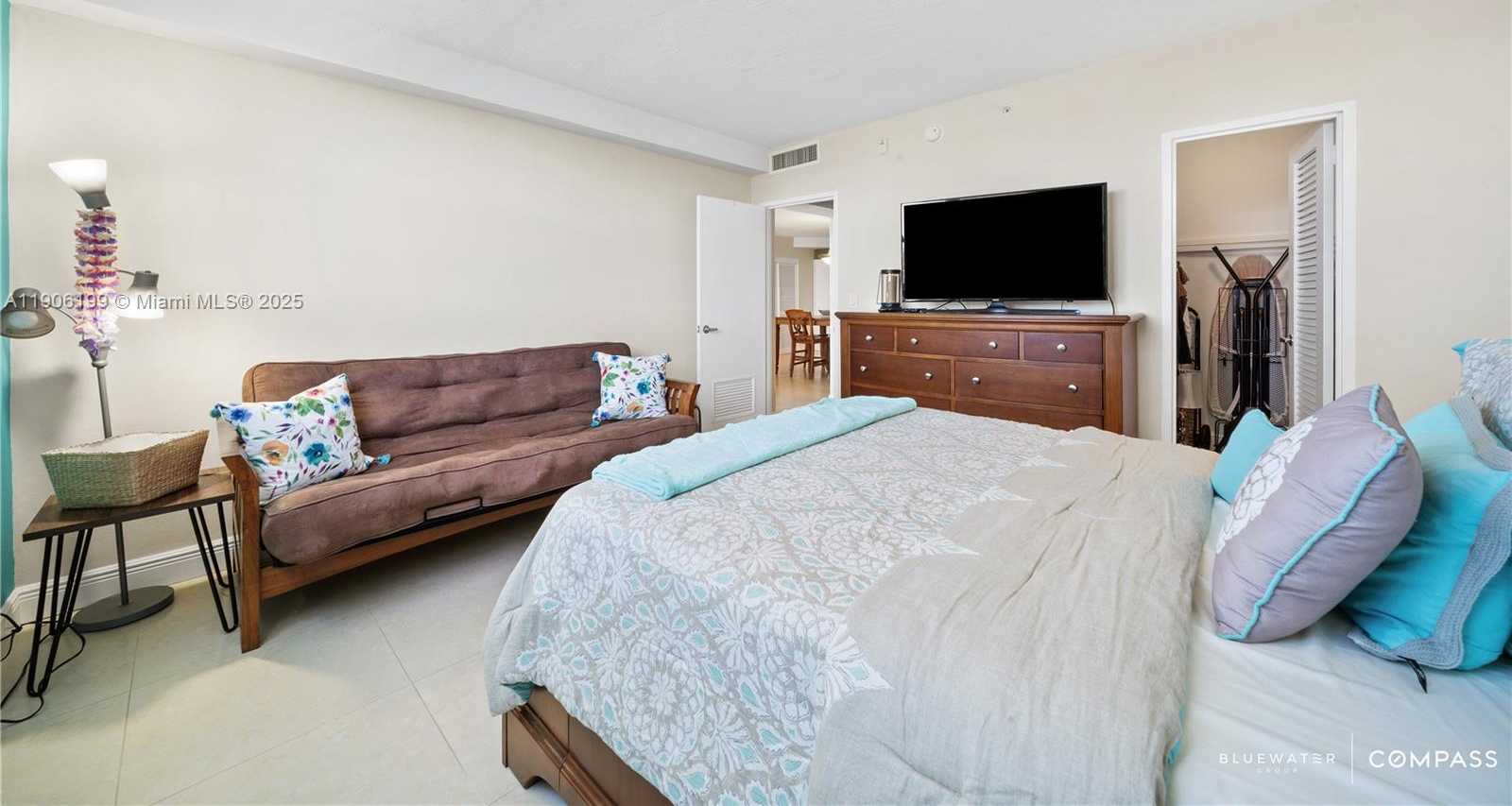 Small Image of 3000 SOUTH OCEAN DR #520, Hollywood Number 20