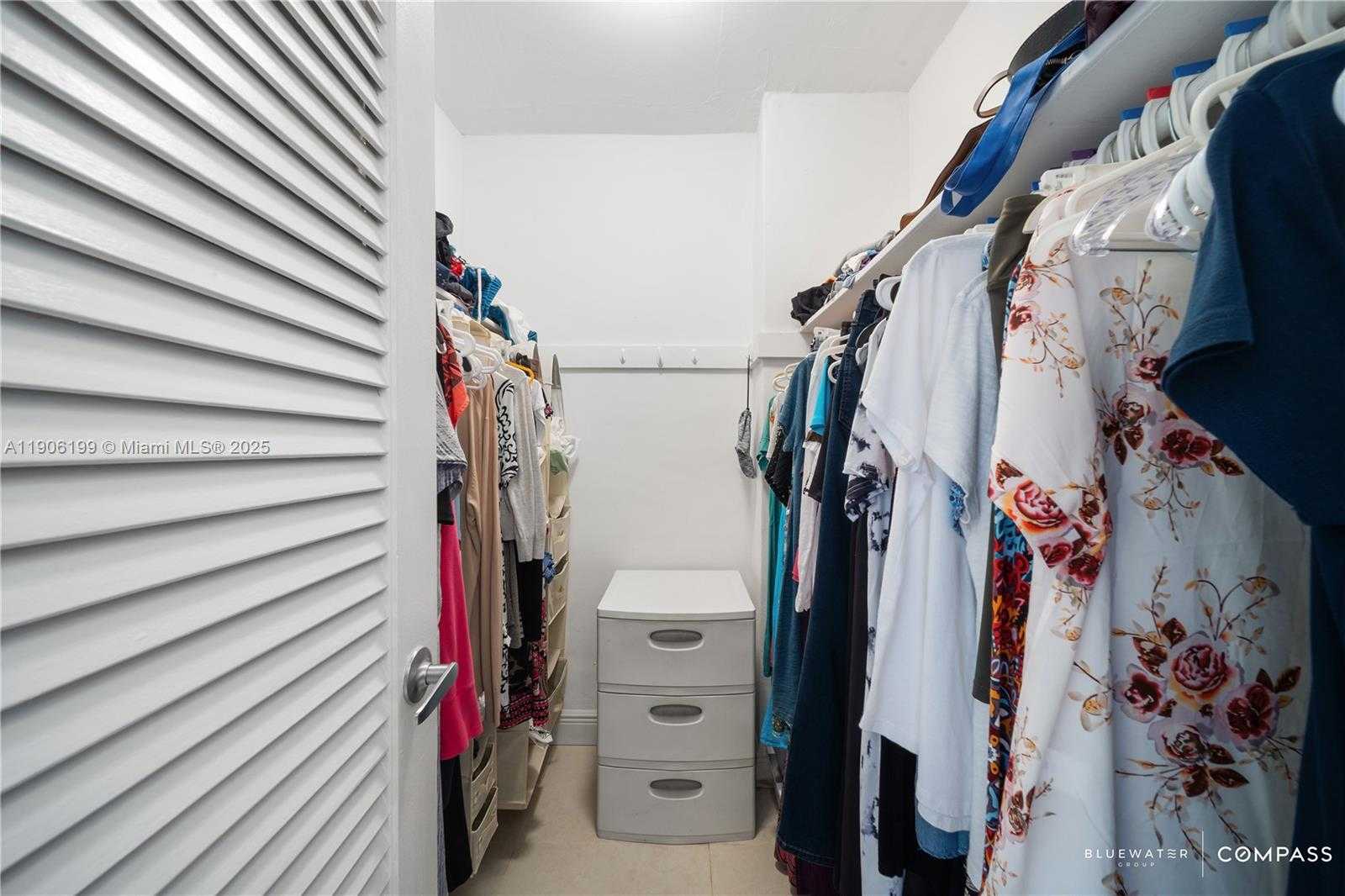 Small Image of 3000 SOUTH OCEAN DR #520, Hollywood Number 24