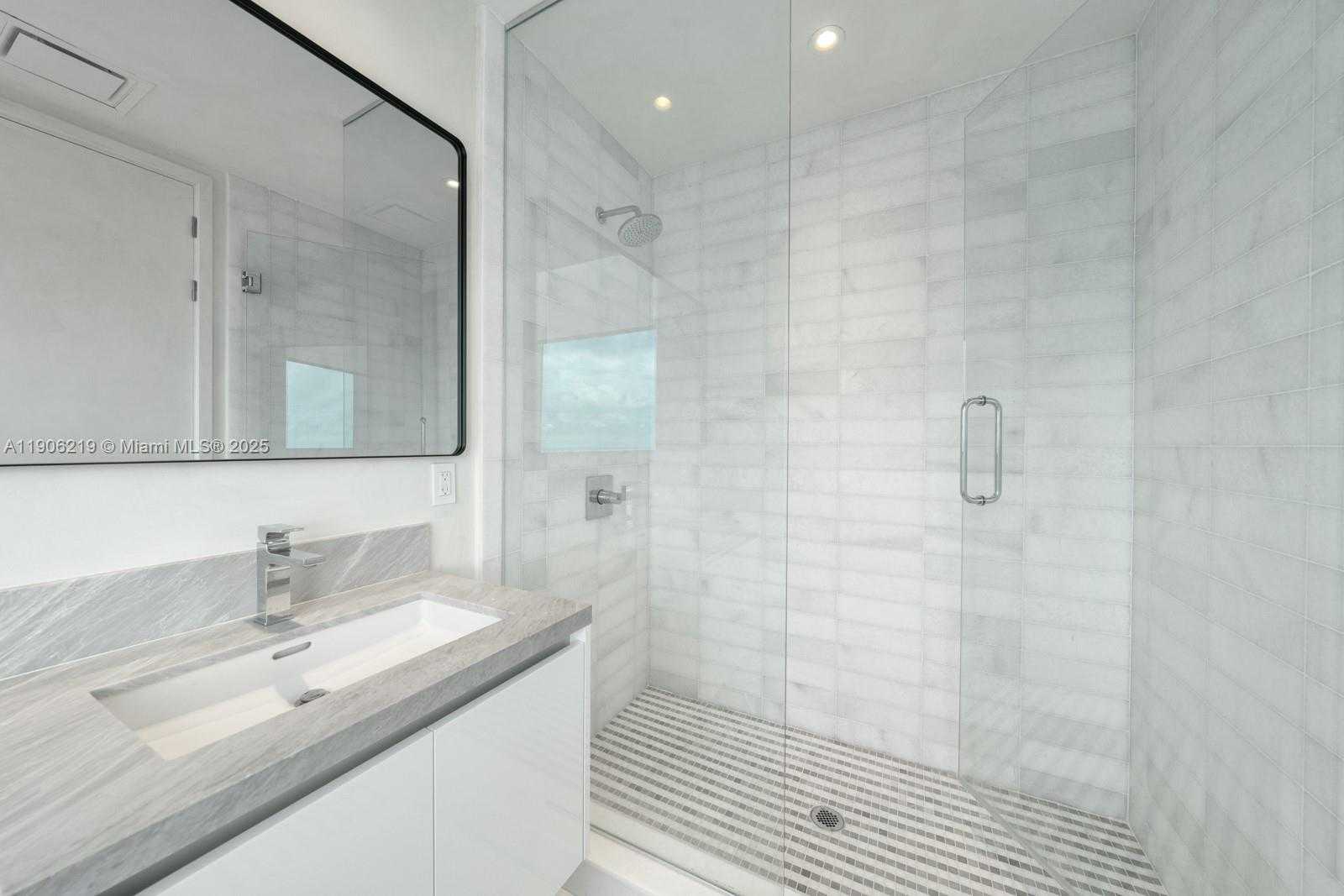 Small Image of 700 NORTH EAST 26TH TER #5103, Miami Number 31