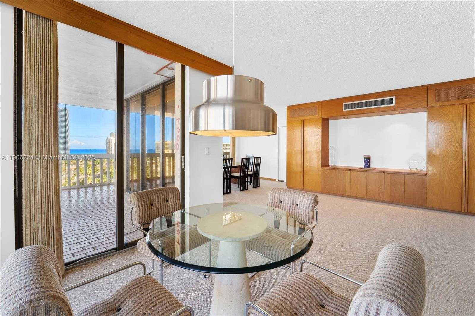 Small Image of 19355 TURNBERRY WAY #14K, Aventura Number 11