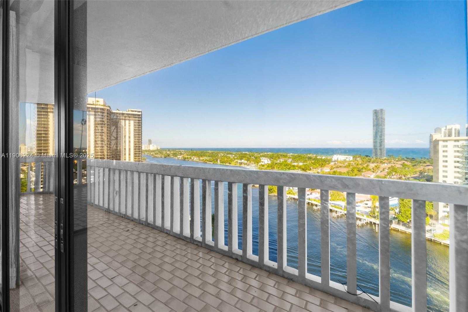 Small Image of 19355 TURNBERRY WAY #14K, Aventura Number 14