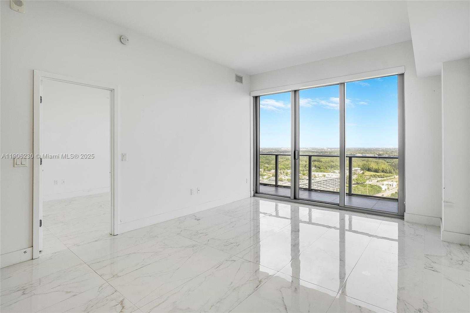 Imagen de Pequeño Objeto