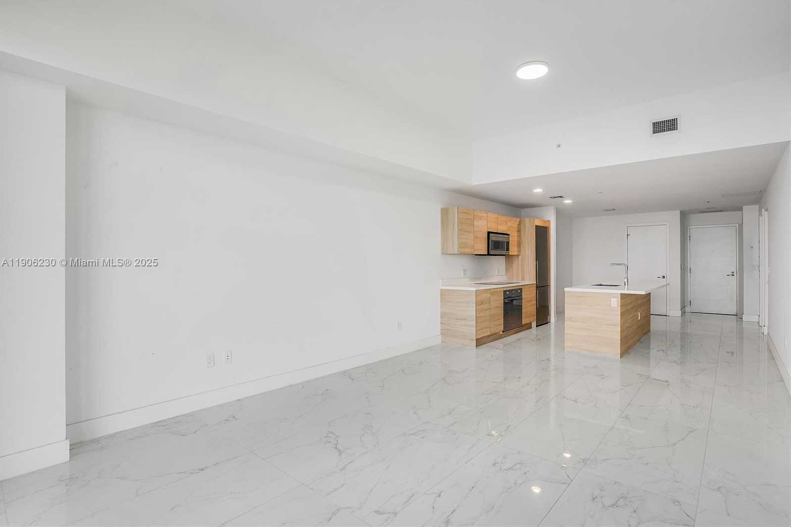 Imagen de Pequeño Objeto