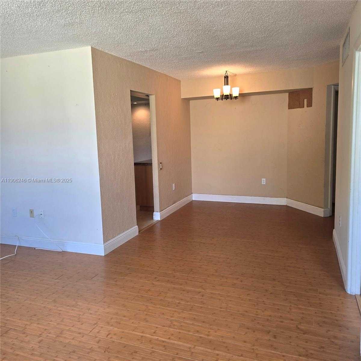 Small Image of 9070 LIME BAY BLVD #301, Tamarac Number 13