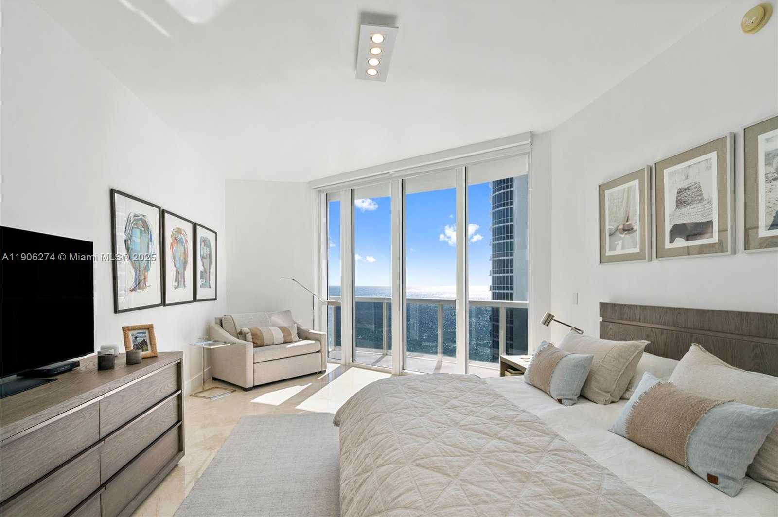 Small Image of 15901 COLLINS AVE #1206, Sunny Isles Beach Number 19
