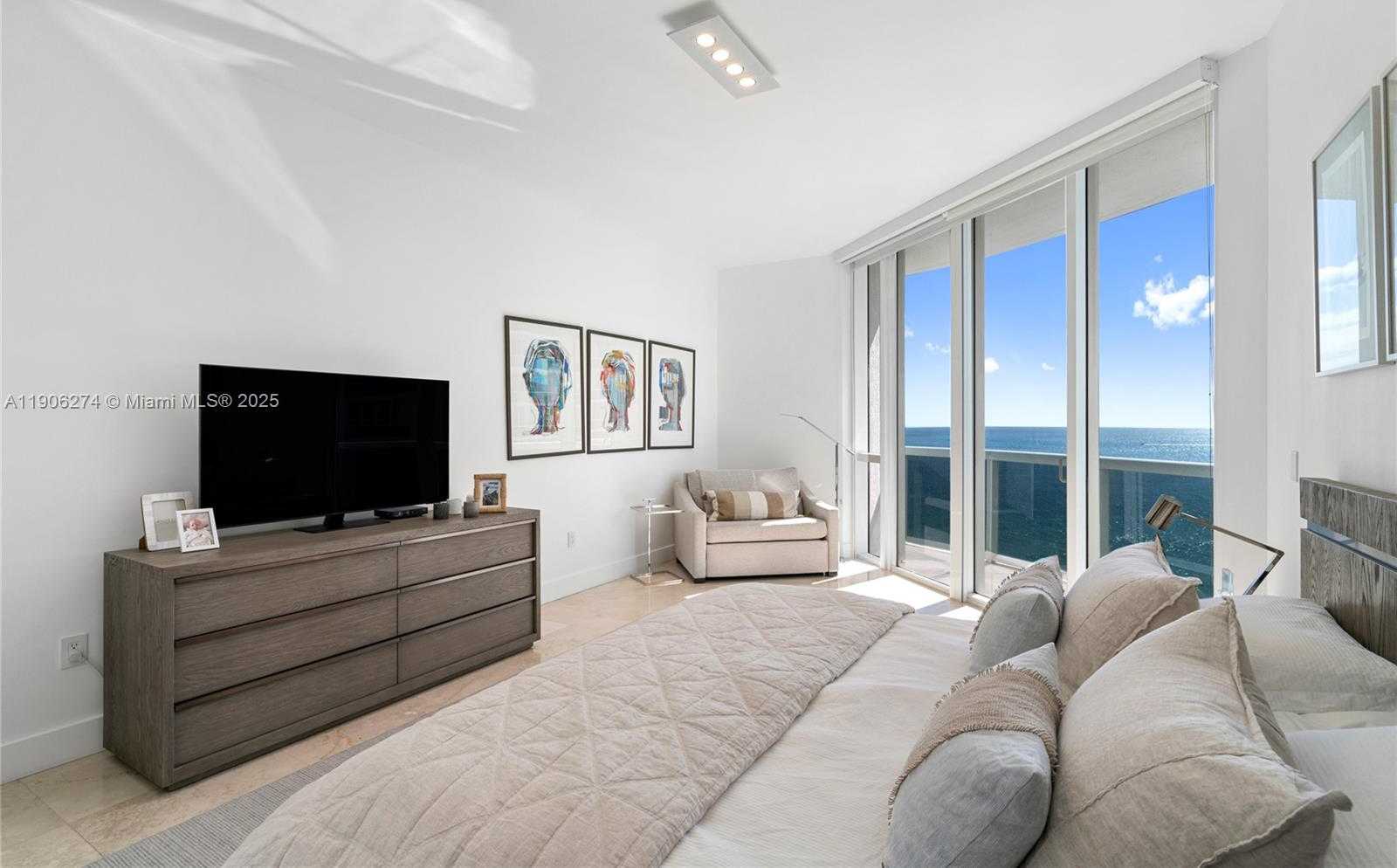 Small Image of 15901 COLLINS AVE #1206, Sunny Isles Beach Number 20