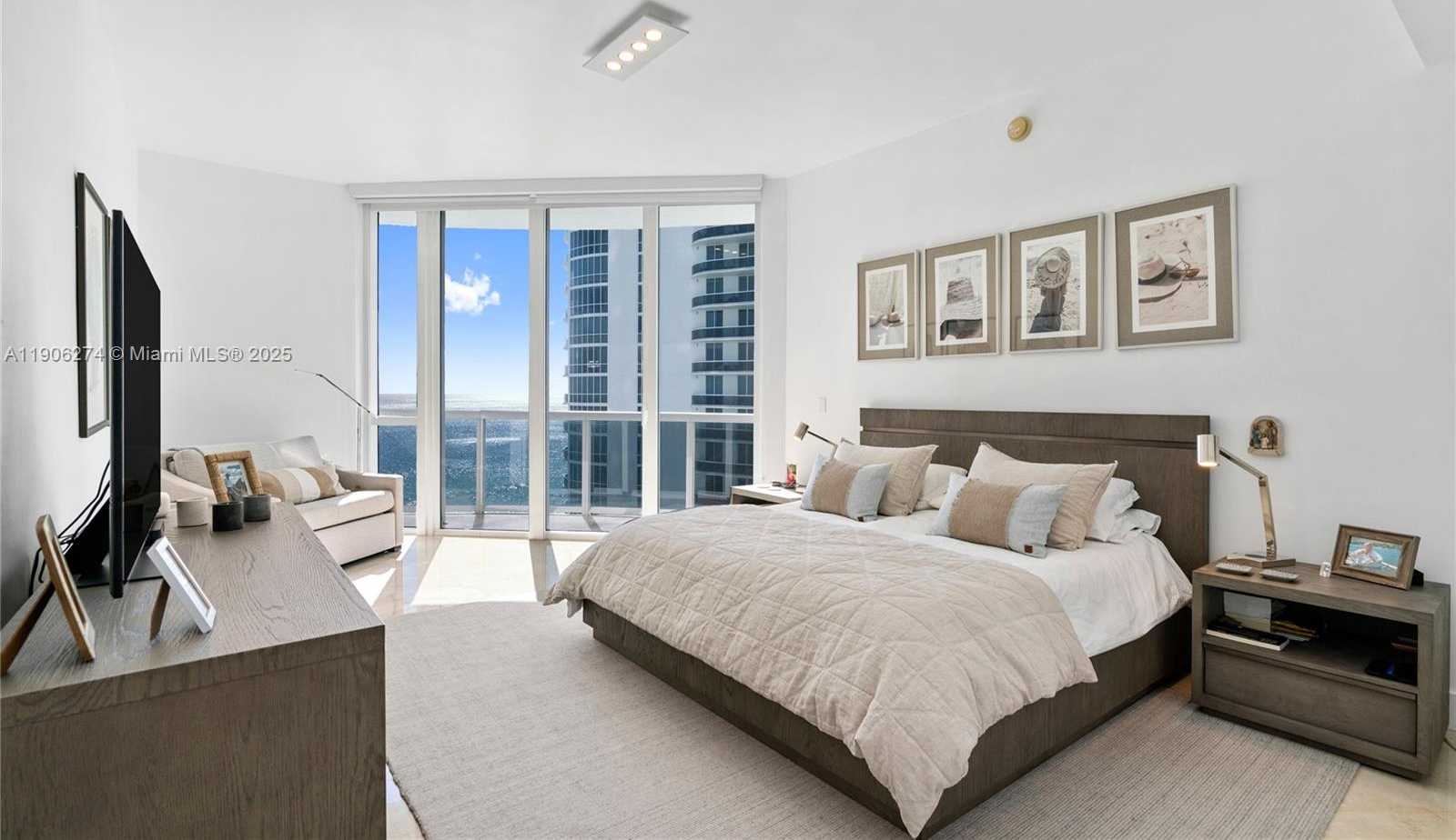 Small Image of 15901 COLLINS AVE #1206, Sunny Isles Beach Number 23