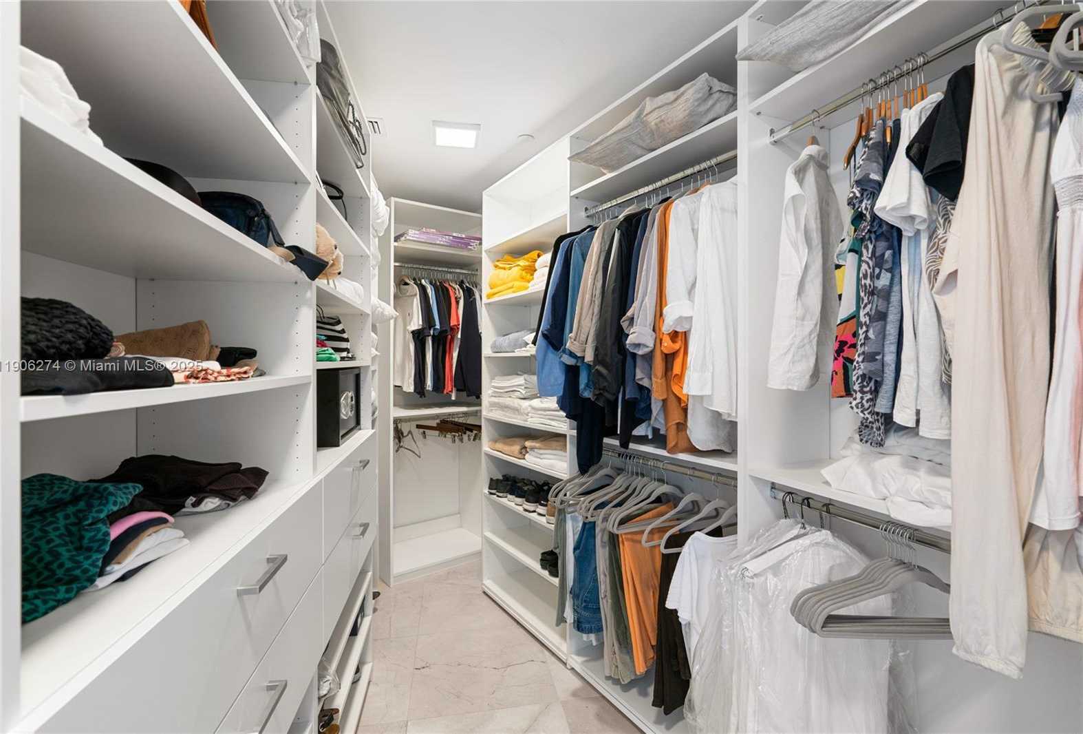 Small Image of 15901 COLLINS AVE #1206, Sunny Isles Beach Number 30