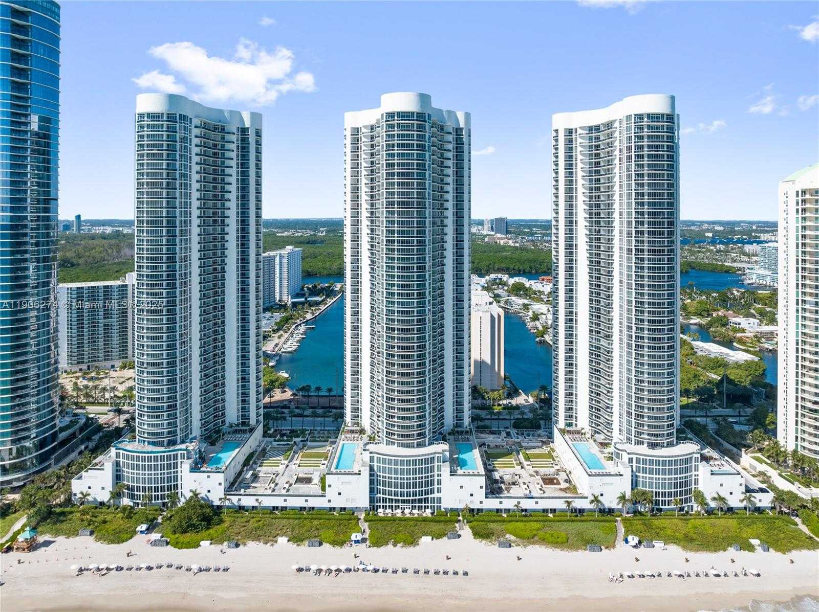 Small Image of 15901 COLLINS AVE #1206, Sunny Isles Beach Number 37