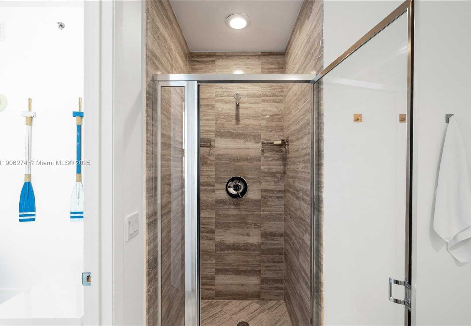 Small Image of 15901 COLLINS AVE #1206, Sunny Isles Beach Number 47