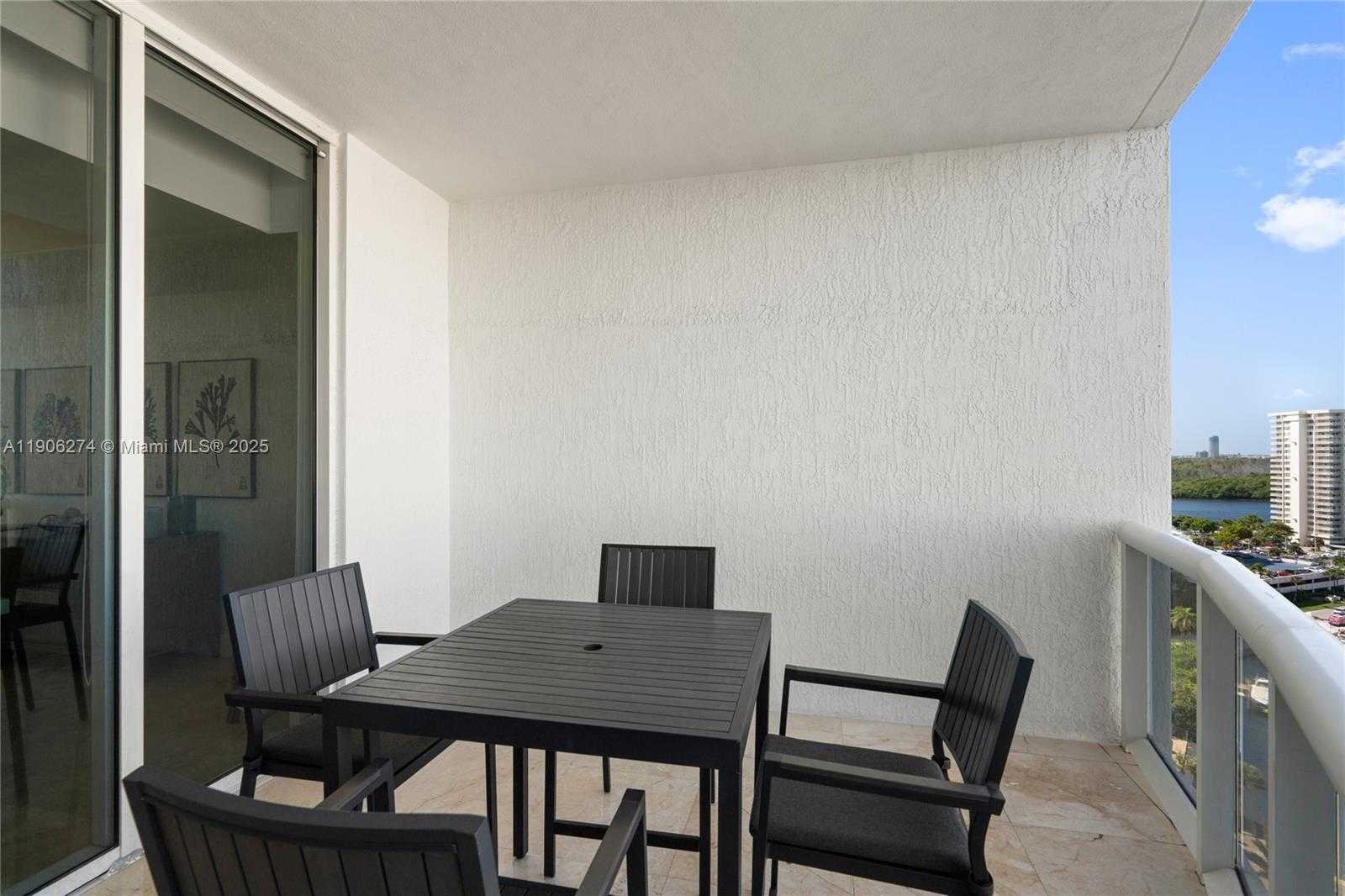Small Image of 15901 COLLINS AVE #1206, Sunny Isles Beach Number 75