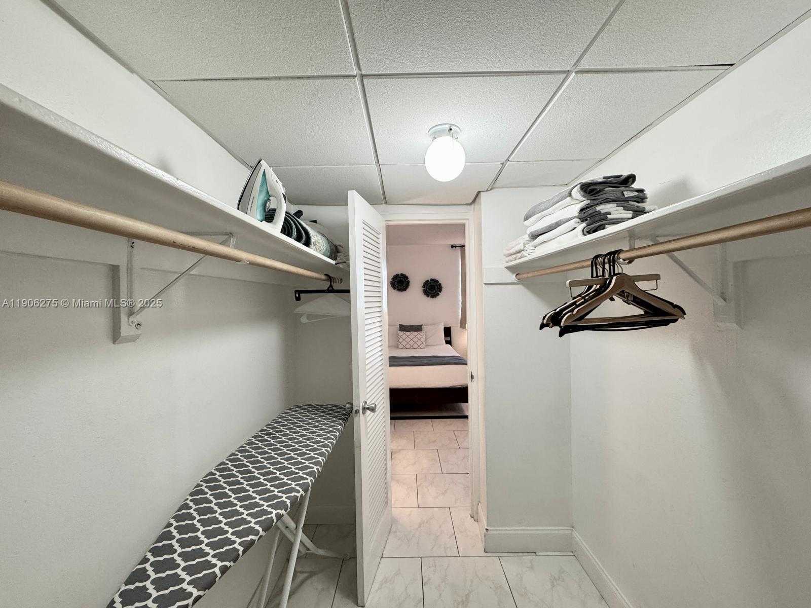 Small Image of 3901 SOUTH OCEAN DR #5A, Hollywood Number 10