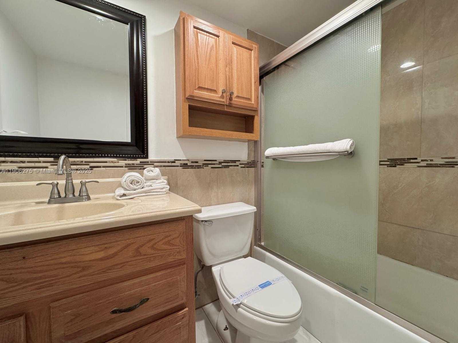 Small Image of 3901 SOUTH OCEAN DR #5A, Hollywood Number 11