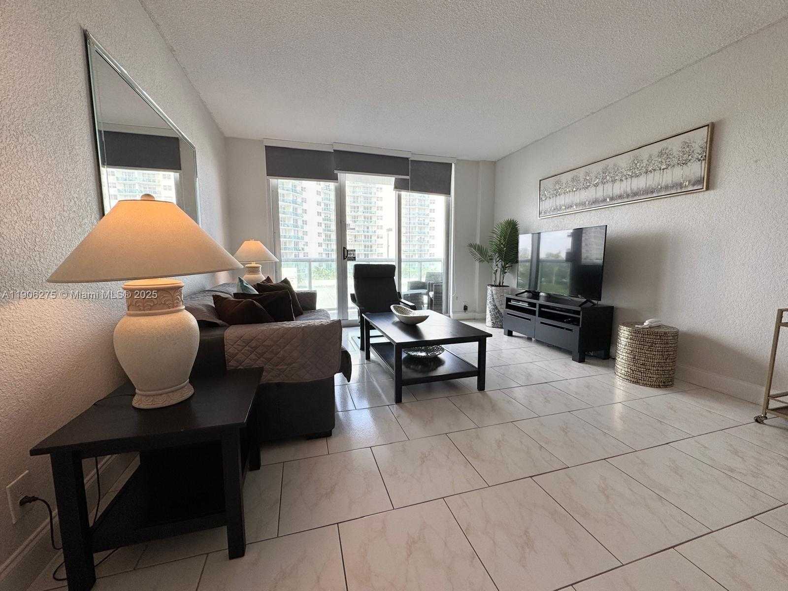 Small Image of 3901 SOUTH OCEAN DR #5A, Hollywood Number 16