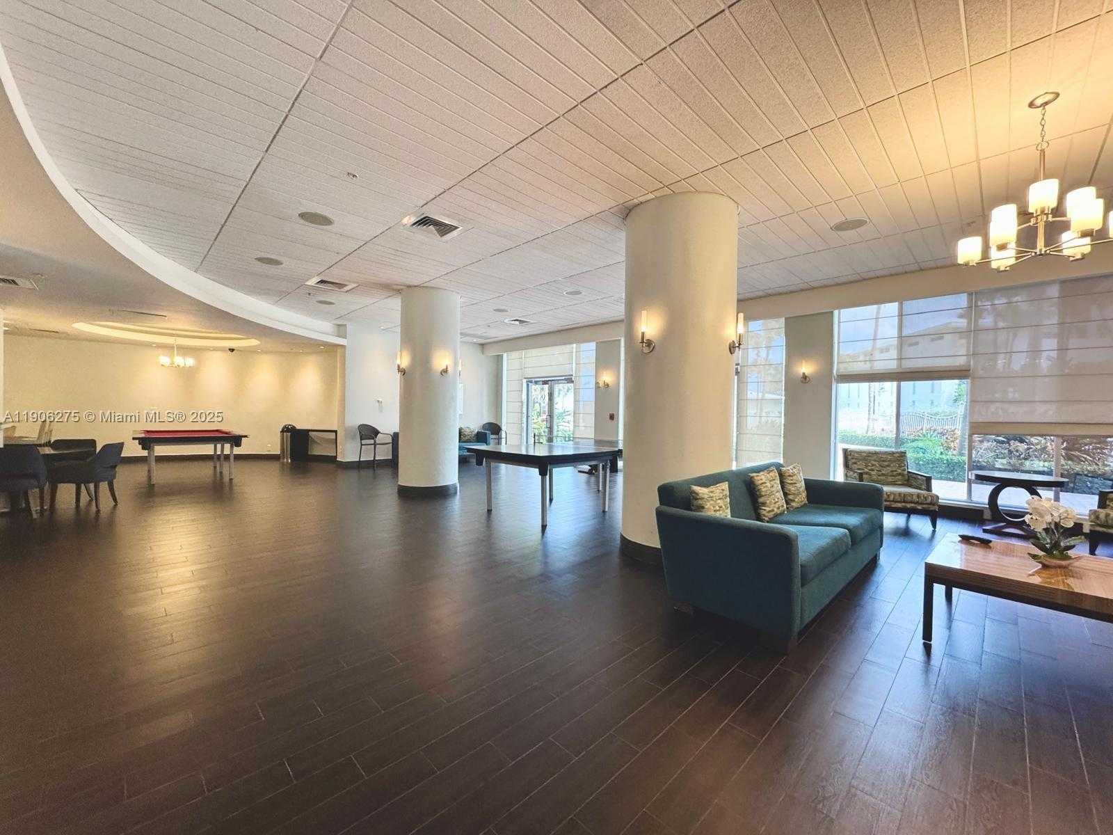 Small Image of 3901 SOUTH OCEAN DR #5A, Hollywood Number 36