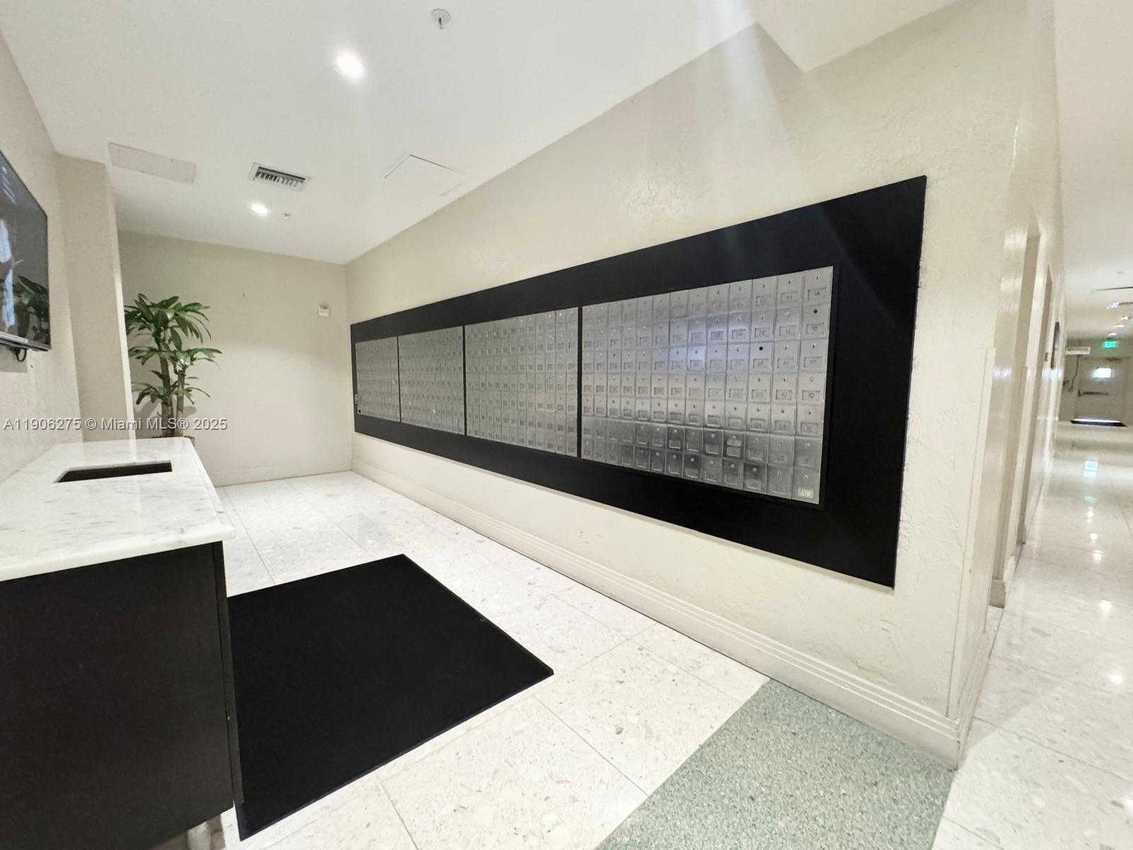 Small Image of 3901 SOUTH OCEAN DR #5A, Hollywood Number 38