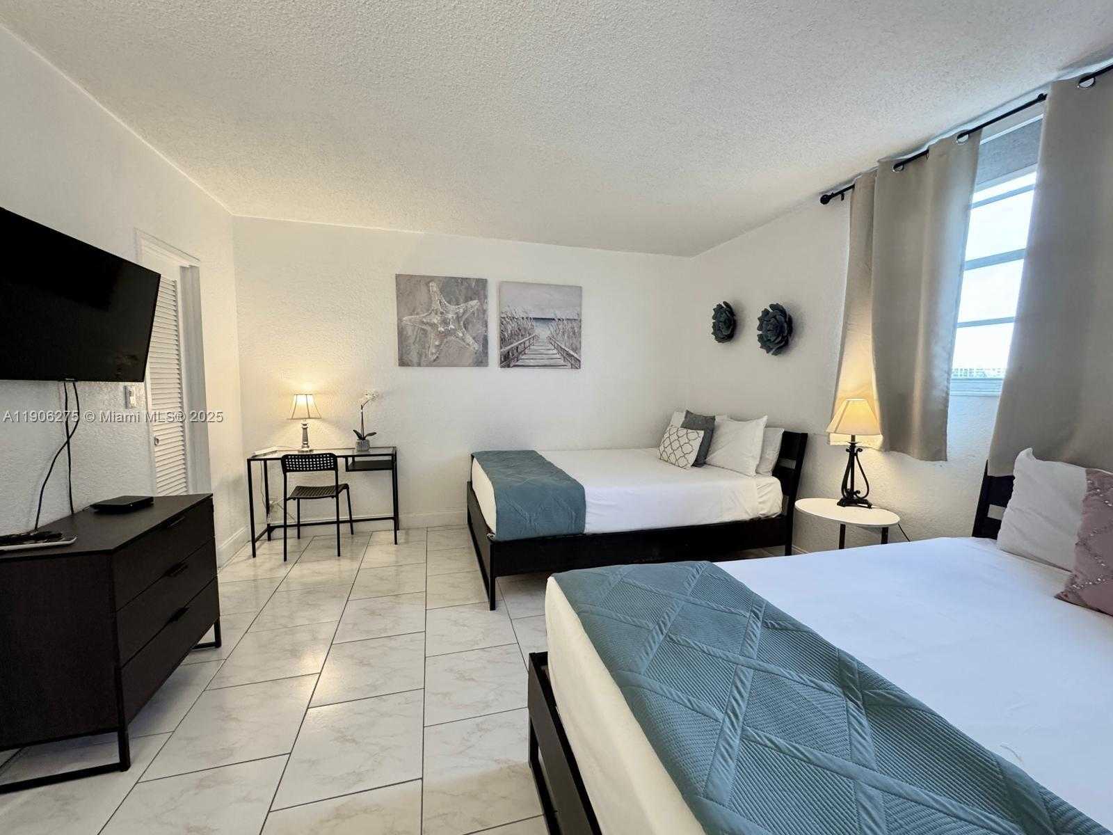 Small Image of 3901 SOUTH OCEAN DR #5A, Hollywood Number 7