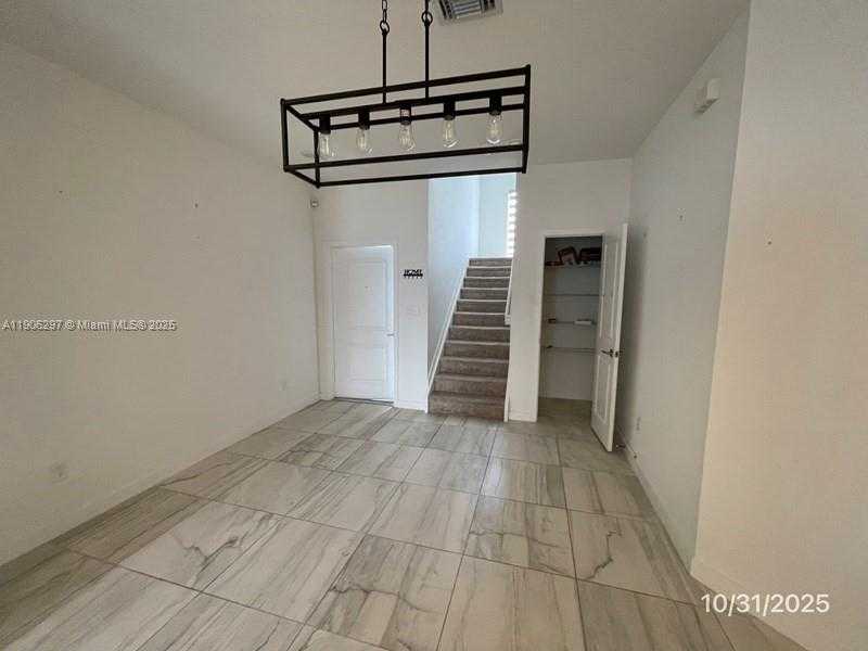 Small Image of 767 SOUTH EAST 18TH ST, Homestead Number 2