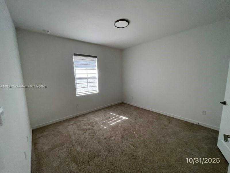 Small Image of 767 SOUTH EAST 18TH ST, Homestead Number 20