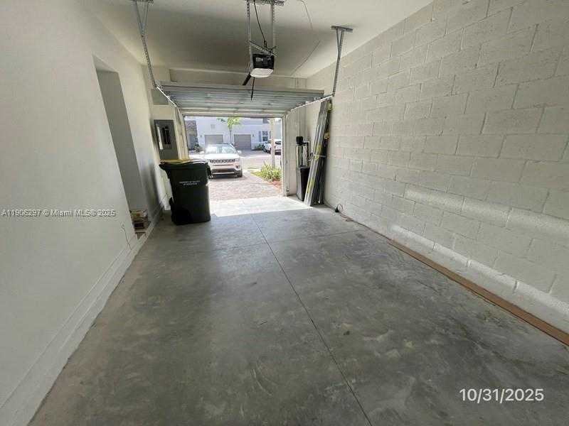 Small Image of 767 SOUTH EAST 18TH ST, Homestead Number 22