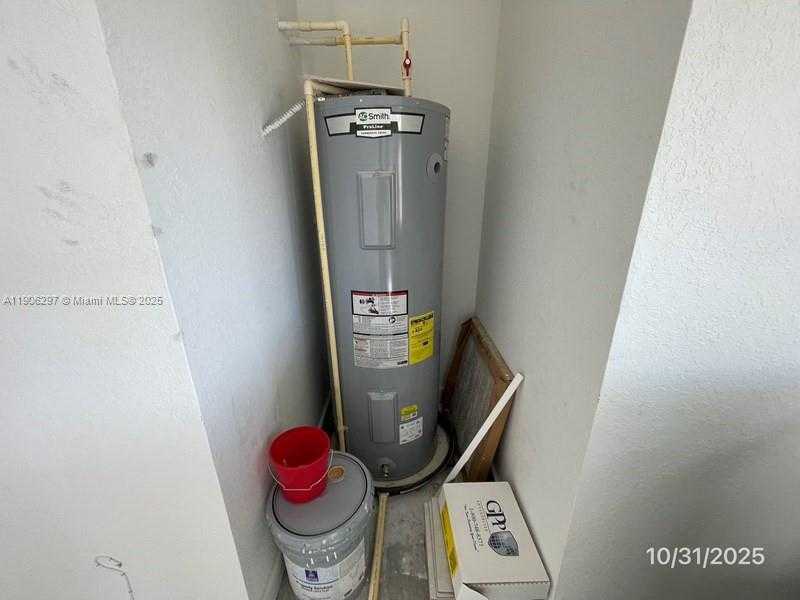 Small Image of 767 SOUTH EAST 18TH ST, Homestead Number 27