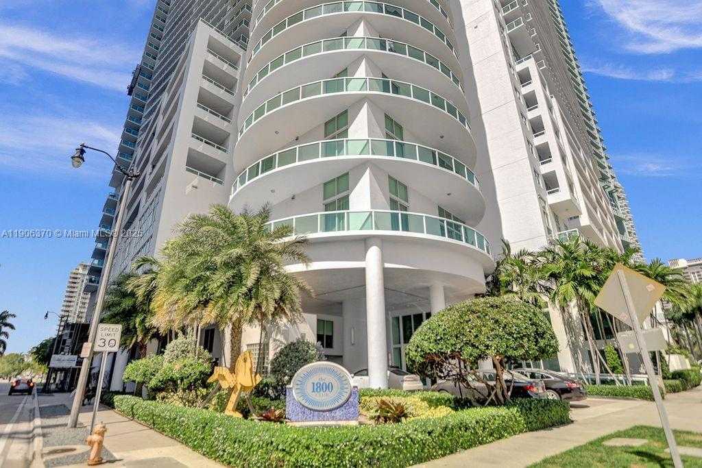 Small Image of 1800 NORTH BAYSHORE DR #2407, Miami Number 22