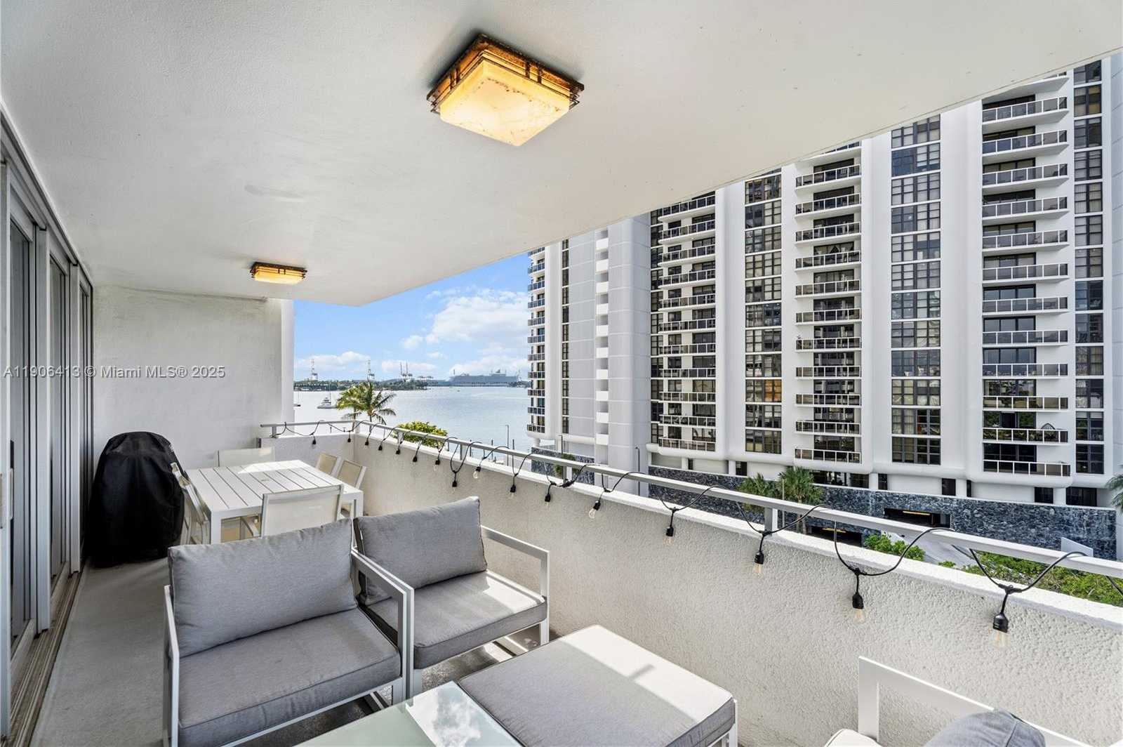 Small Image of 11 ISLAND AVE #611, Miami Beach Number 11