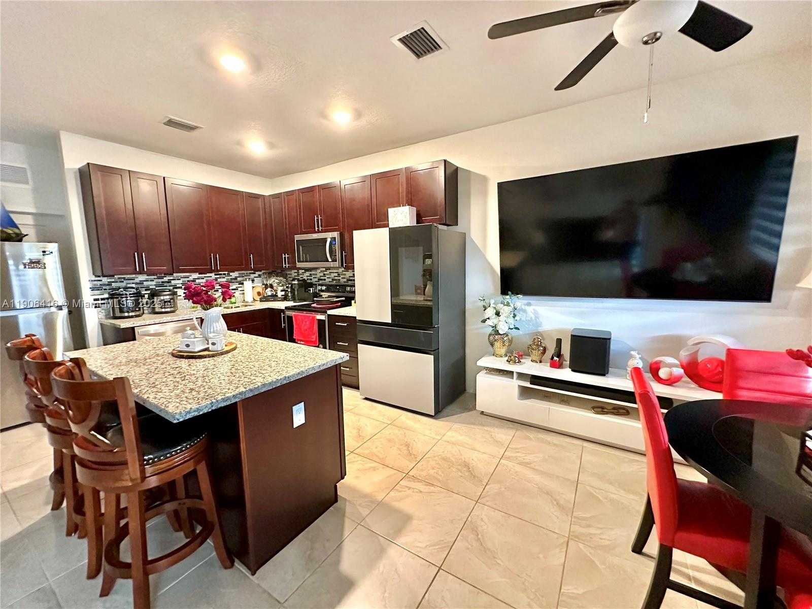 Small Image of 13356 SOUTH WEST 250TH ST, Homestead Number 9