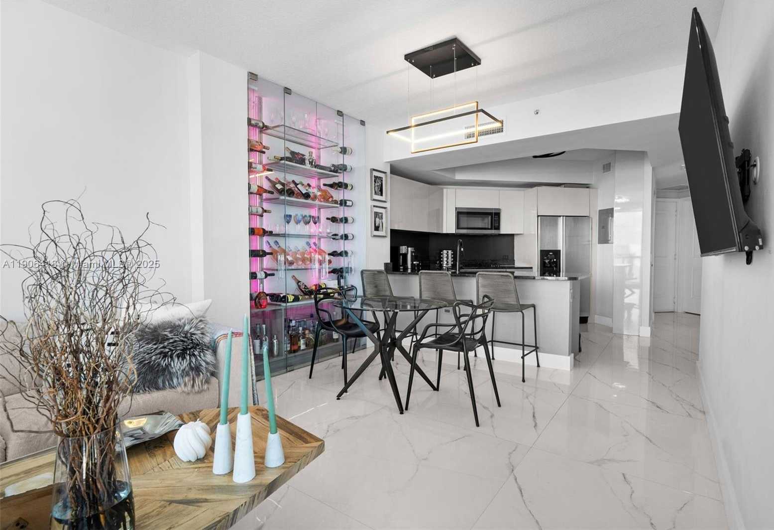 Small Image of 480 NORTH EAST 30TH ST #904, Miami Number 5