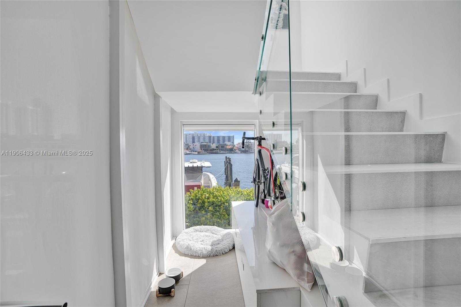 Small Image of 400 SUNNY ISLES BLVD #116, Sunny Isles Beach Number 19