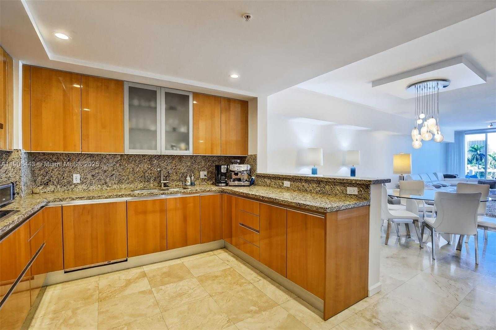 Small Image of 45 HENDRICKS ISLE #403, Fort Lauderdale Number 14