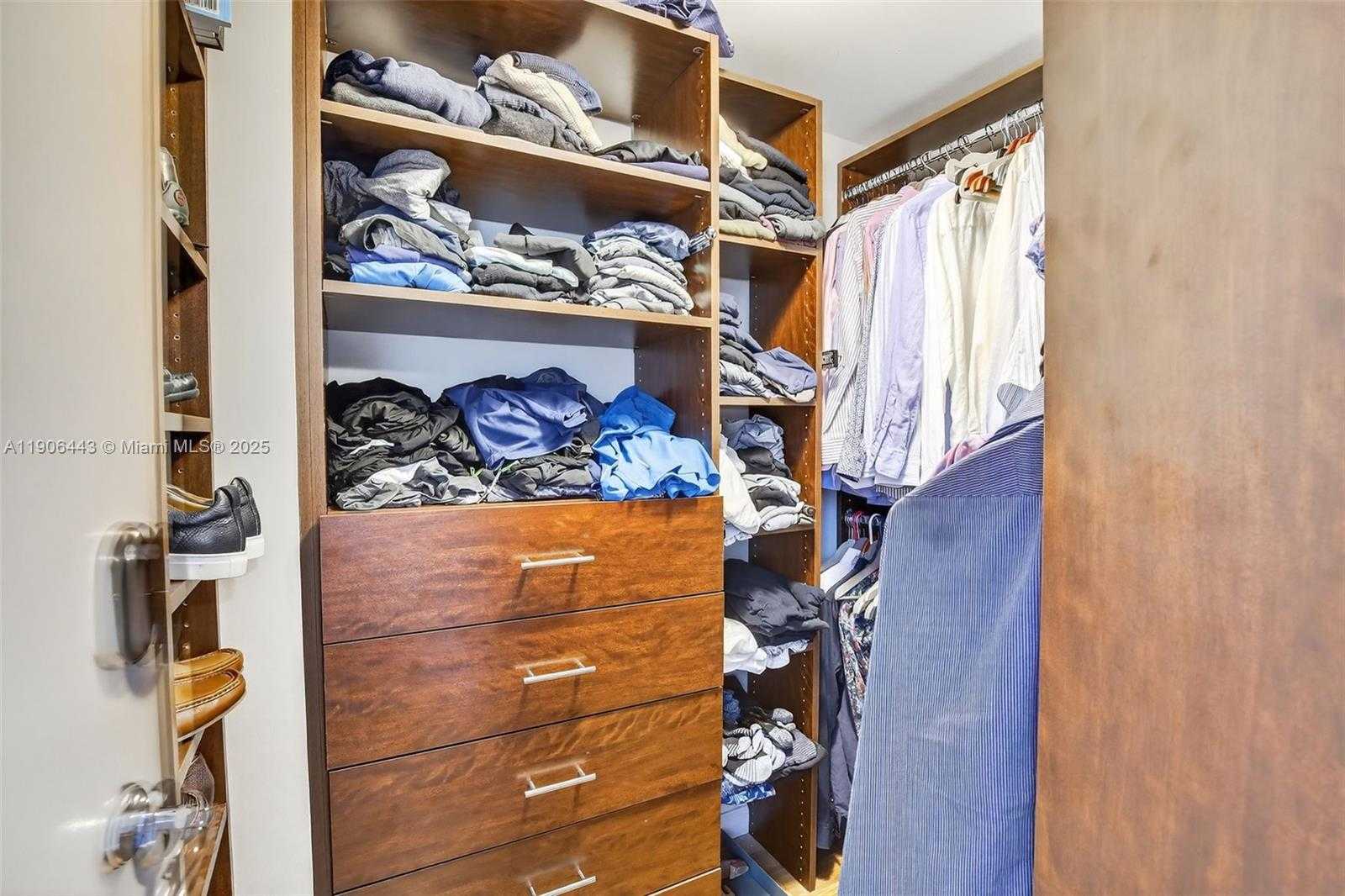 Small Image of 45 HENDRICKS ISLE #403, Fort Lauderdale Number 33