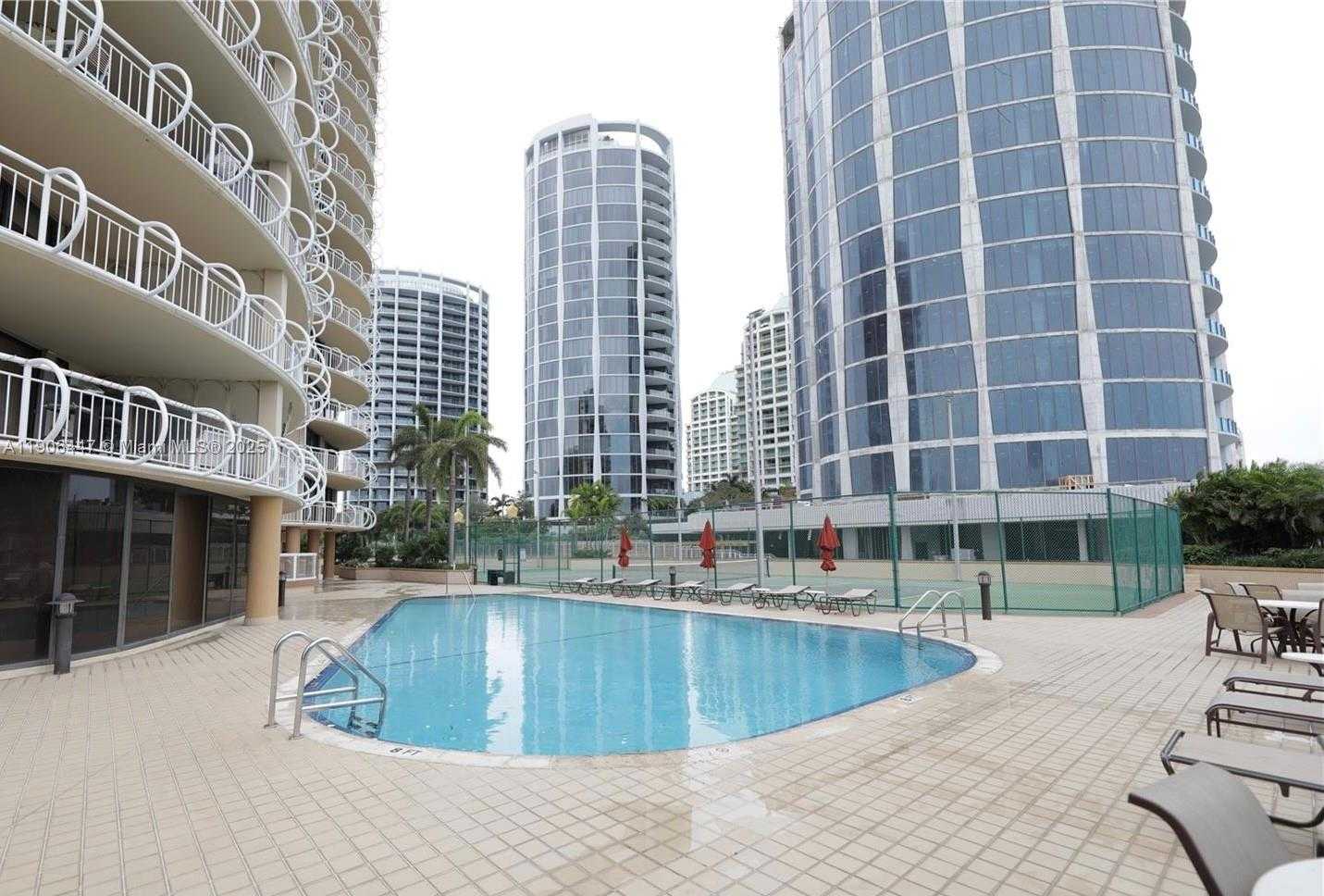 Small Image of 2843 SOUTH BAYSHORE DR #VILLA1 VILLA2, Miami Number 19