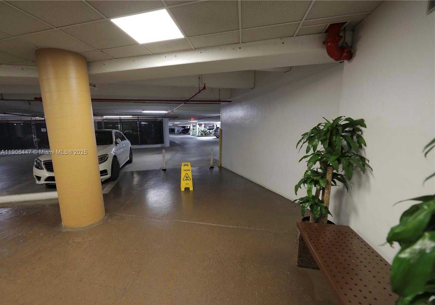 Small Image of 2843 SOUTH BAYSHORE DR #VILLA1 VILLA2, Miami Number 20