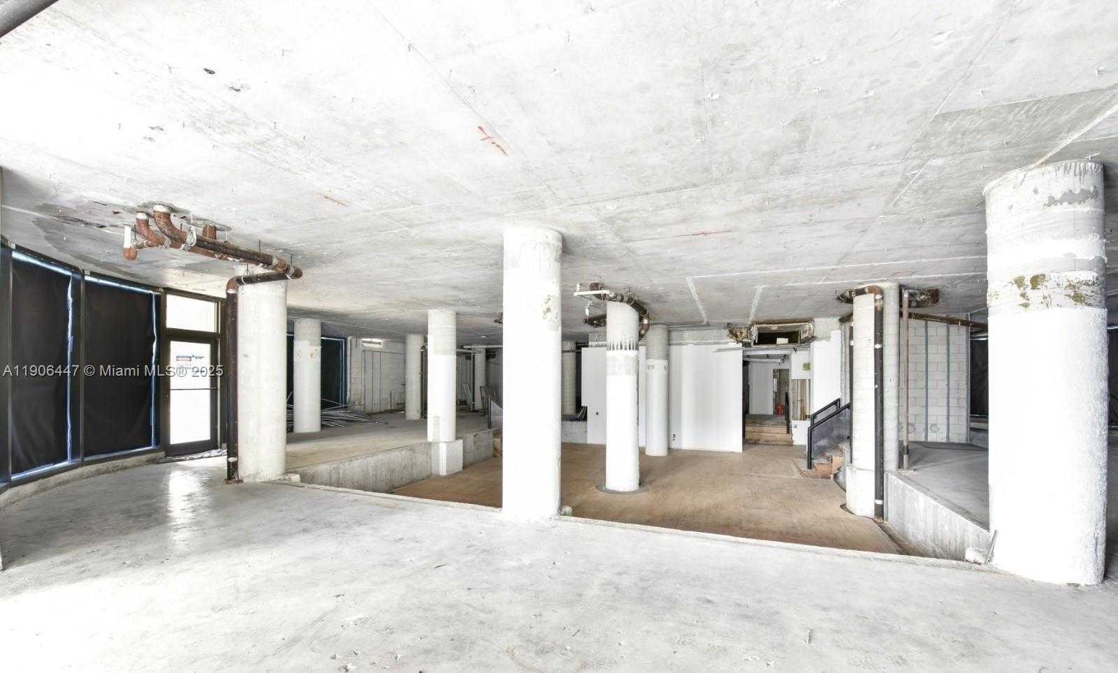 Small Image of 2843 SOUTH BAYSHORE DR #VILLA1 VILLA2, Miami Number 5