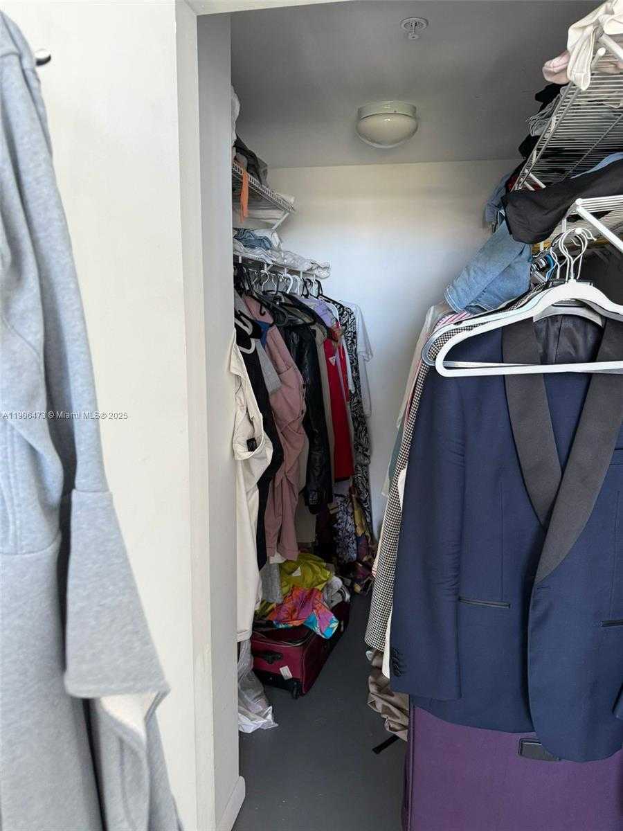 Small Image of 253 NORTH EAST 2ND ST #632, Miami Number 10