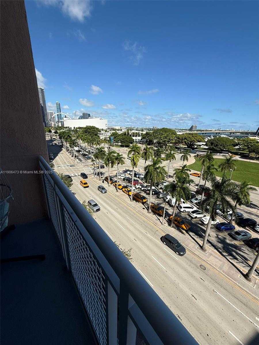 Small Image of 253 NORTH EAST 2ND ST #632, Miami Number 13