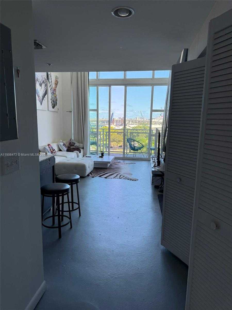 Small Image of 253 NORTH EAST 2ND ST #632, Miami Number 24