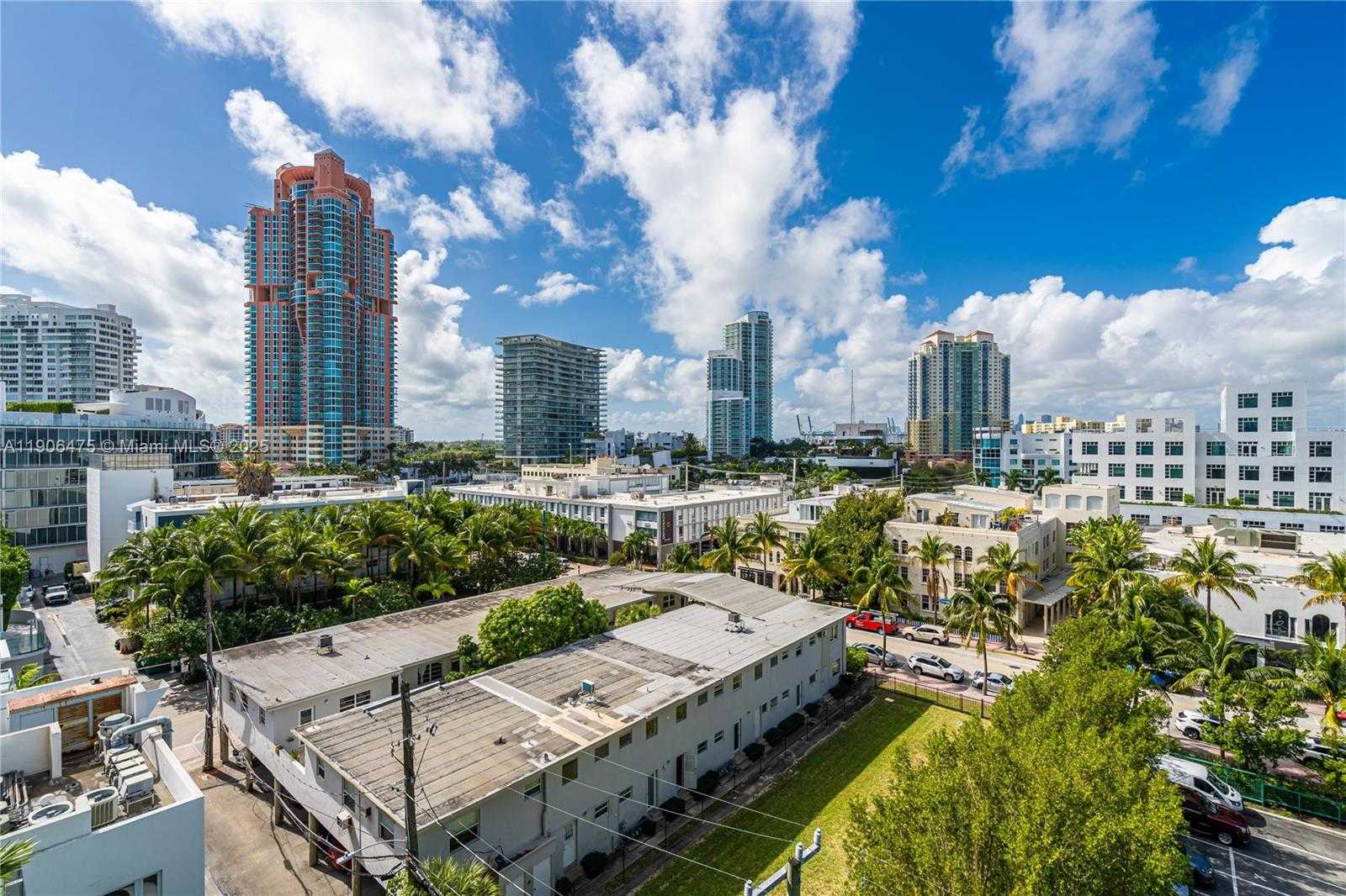 Small Image of 120 OCEAN DR #700, Miami Beach Number 43