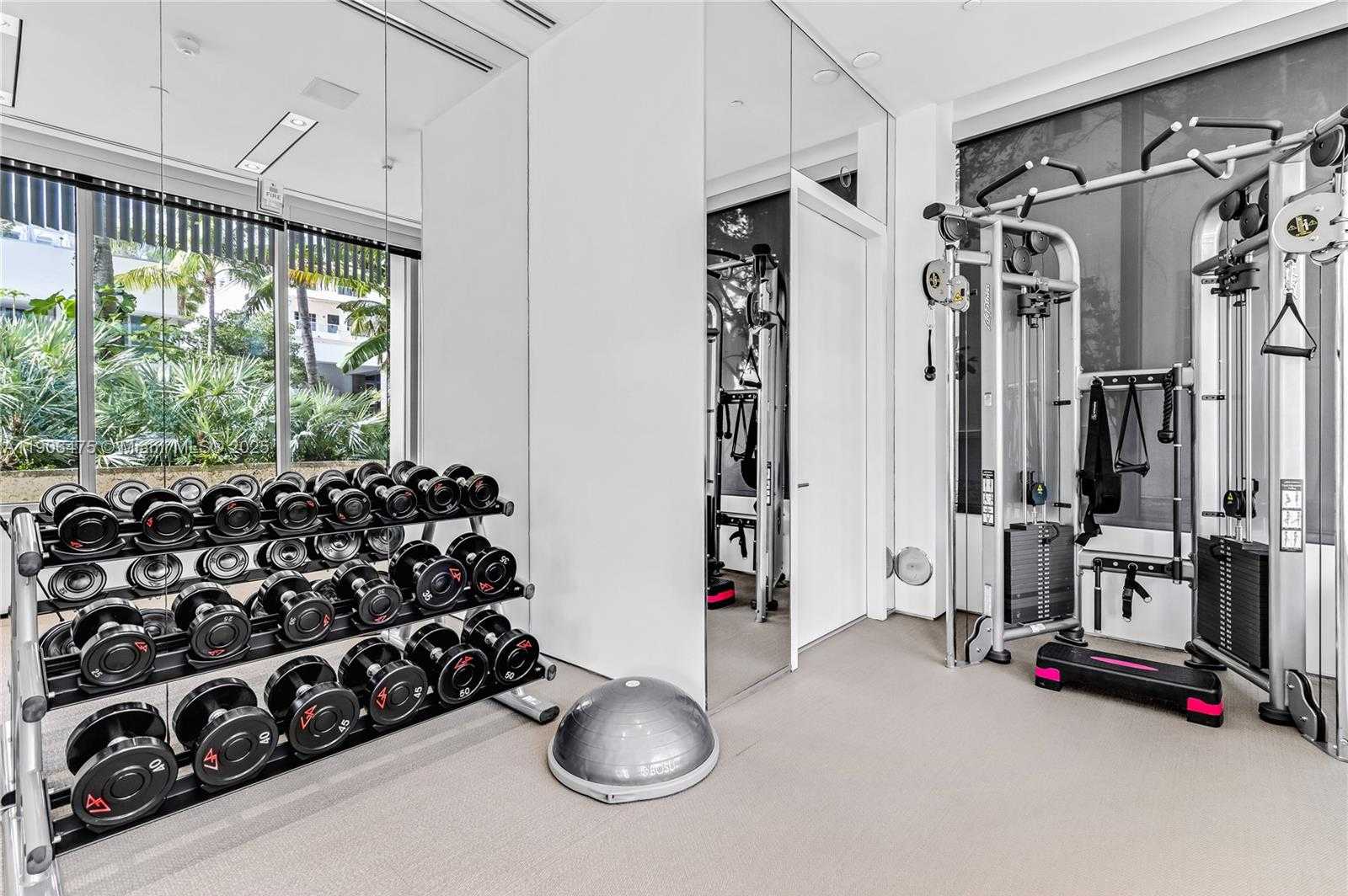 Small Image of 120 OCEAN DR #700, Miami Beach Number 55