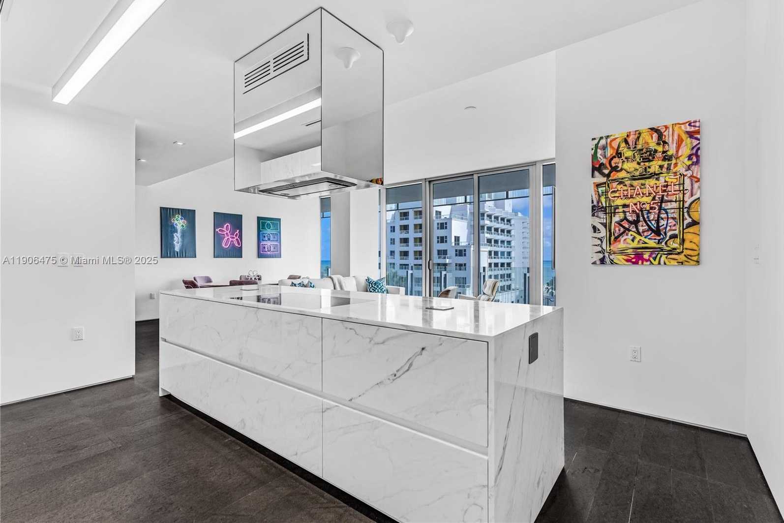 Small Image of 120 OCEAN DR #700, Miami Beach Number 6