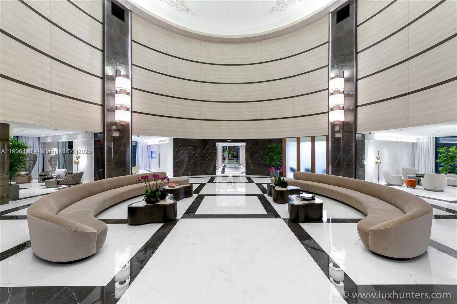 Small Image of 300 SOUTH POINTE DR #4306, Miami Beach Number 82